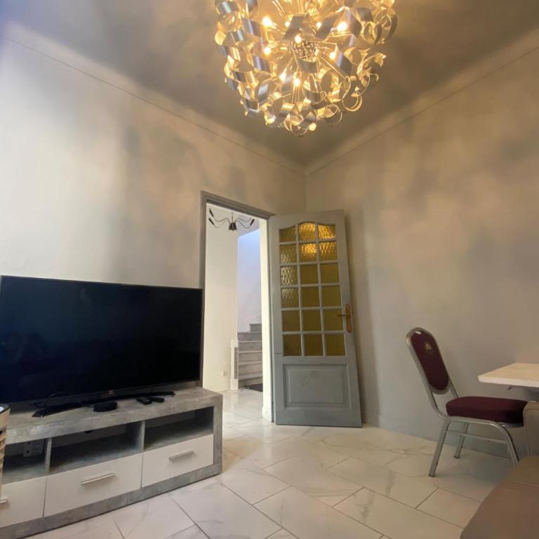 Charming house near Center Nice with new air conditioner - Apartamento de 3 dormitorios - 5