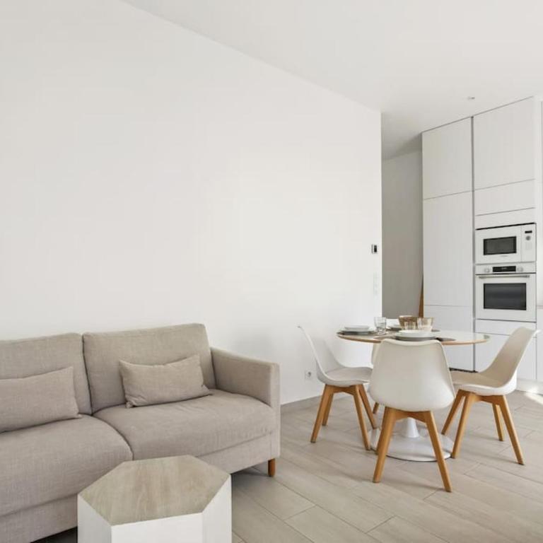 Vue mer 180 degrés à St Maxime - One-Bedroom Apartment - 20