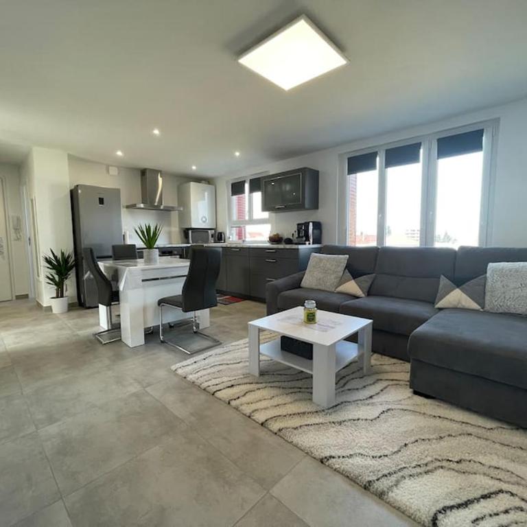 Appartement T3 en centre-ville de Thonon-Les-Bains - Appartement 2 Chambres - 1