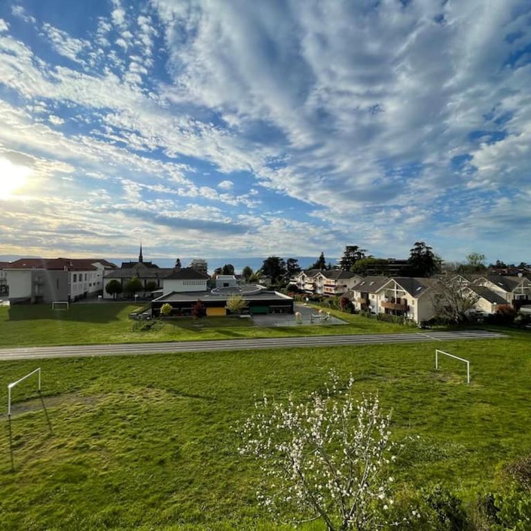 Appartement T3 en centre-ville de Thonon-Les-Bains - Appartement 2 Chambres - 12