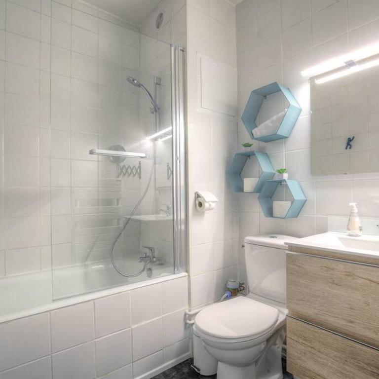 Appartement moderne proche Lyon 6ème - One-Bedroom Apartment - 3