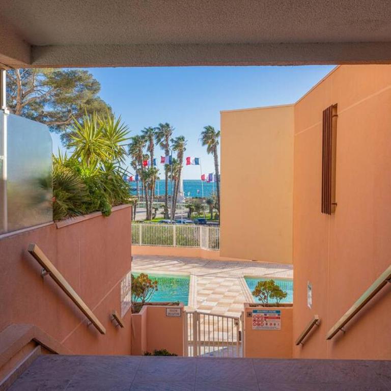 Appt vue Mer 5 min centre et plage - Apartamento de 1 dormitorio - 5