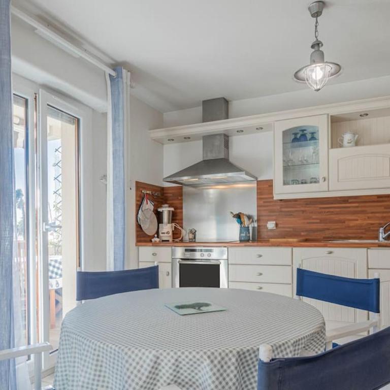 Appt vue Mer 5 min centre et plage - Apartamento de 1 dormitorio - 17