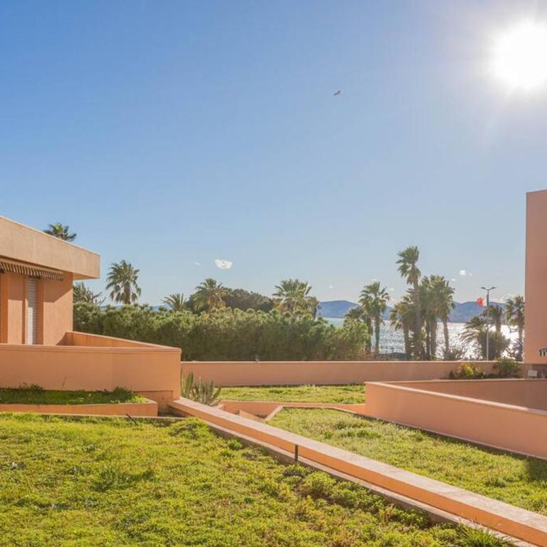 Appt vue Mer 5 min centre et plage - Apartamento de 1 dormitorio - 12