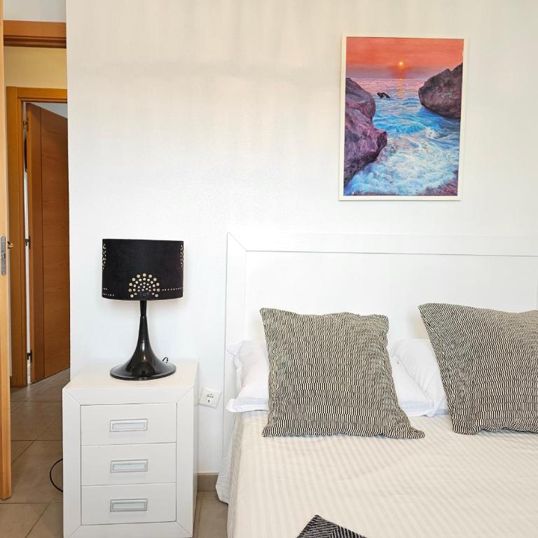 Best sea views in front of the beach - Three-Bedroom Apartment - 34