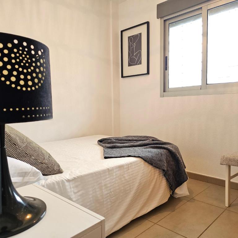 Best sea views in front of the beach - Three-Bedroom Apartment - 35