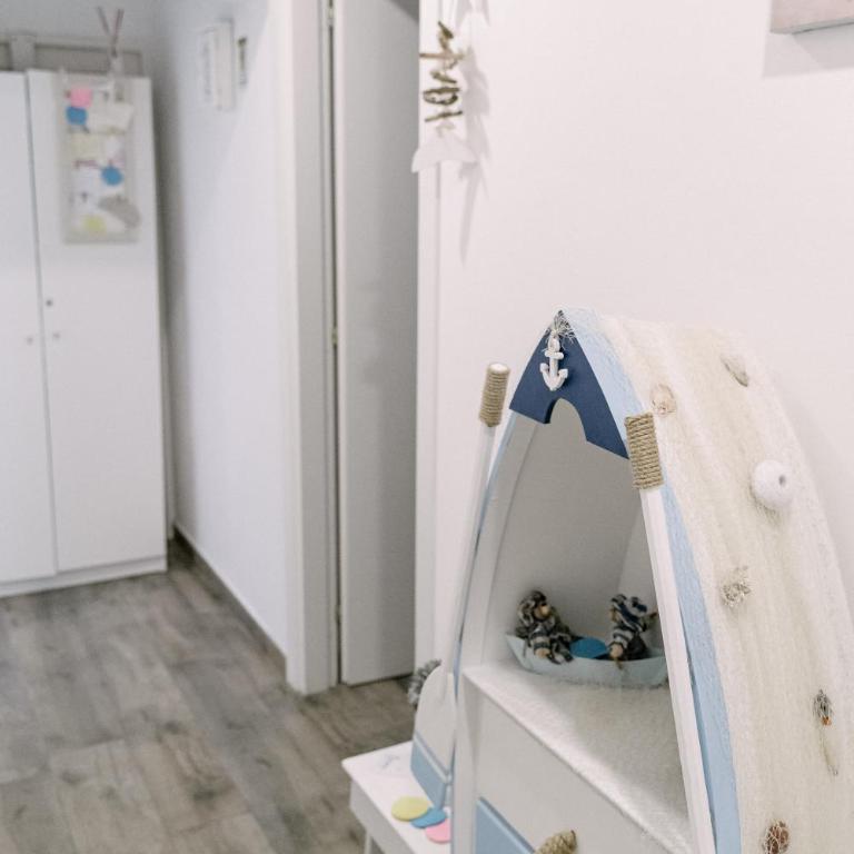 DimoraDonnaCrescenza -Locazione Turistica - Casa con 2 Camere da Letto - 9