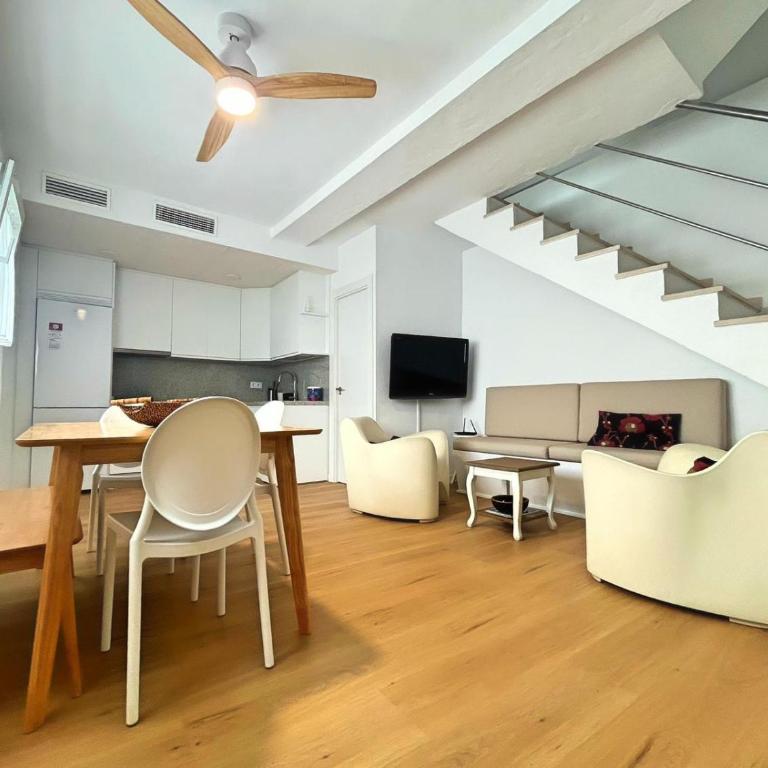 LAS CASAS DE MAR ZAHARA PUEBLO - Three-Bedroom House - 4
