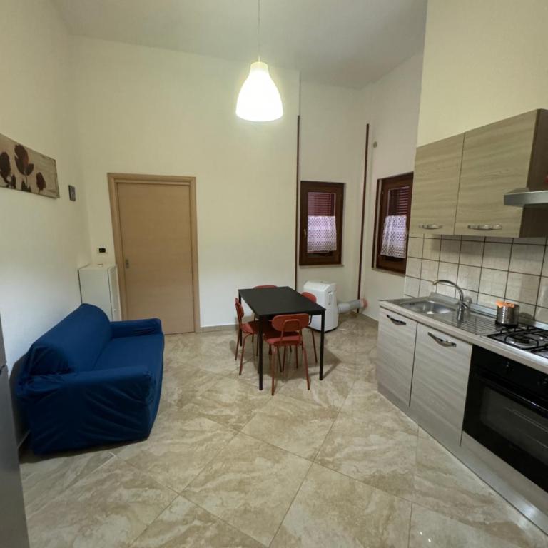 Dimora Mediterranea - Appartamento con 2 Camere da Letto - 1