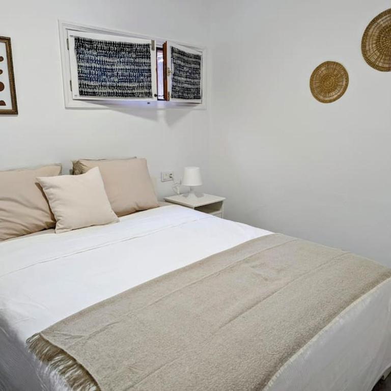 Charming Flat in Los Molinos with Terrace & Pools, Near Playa Bastian - Apartamento de 1 dormitorio - 20