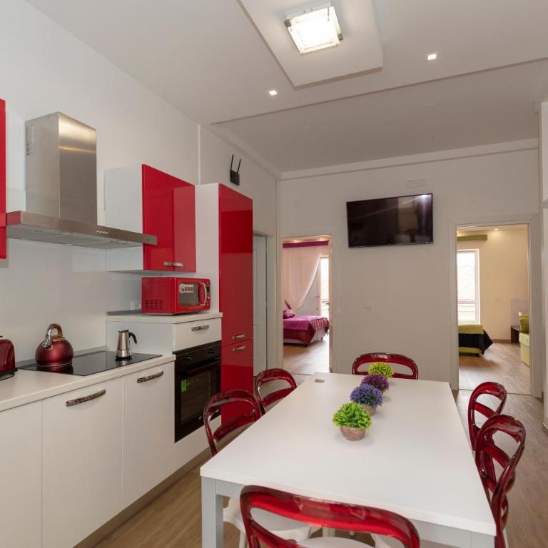 rainbow al colosseo - Appartamento con 3 Camere da Letto - 88