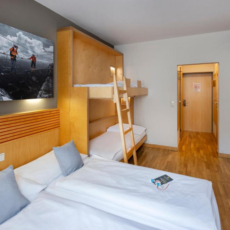 JUFA Hotel Schladming - Vierbettzimmer - 3