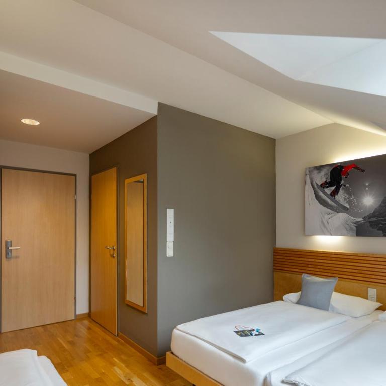 JUFA Hotel Schladming - Dreibettzimmer - 4