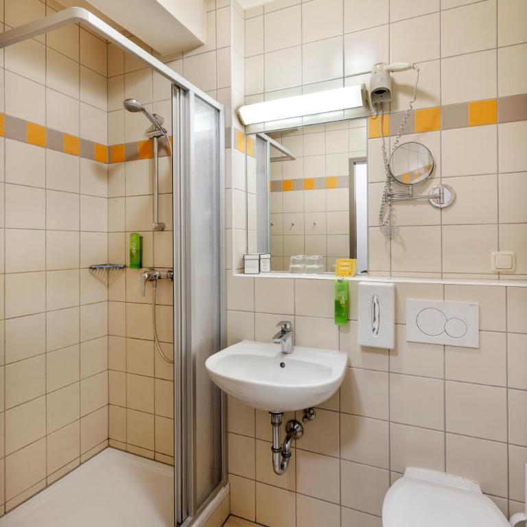 JUFA Hotel Schladming - Doppelzimmer - 5