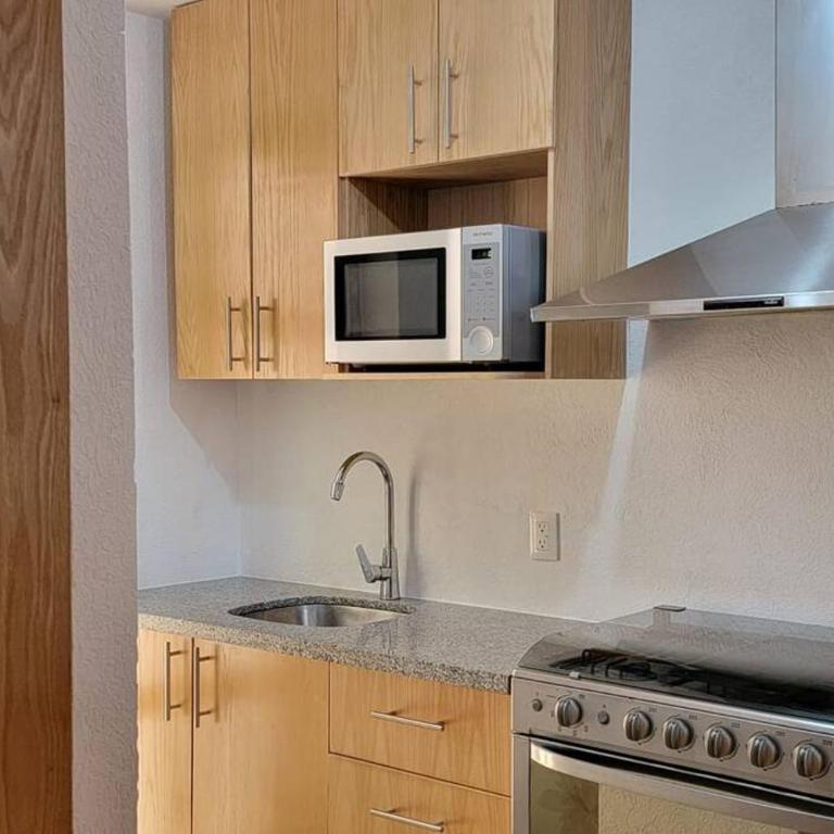 Great 2 bedroom house - Two-Bedroom House - 5