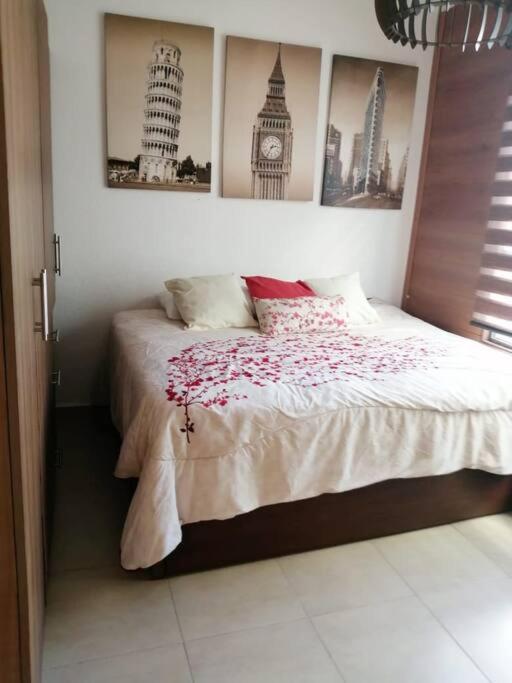Great 2 bedroom house - Two-Bedroom House - 7