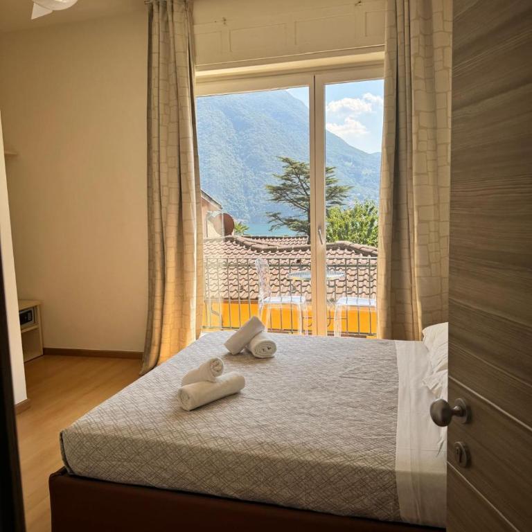 Hotel Locanda Castagnola - Camera Matrimoniale con Balcone - 2
