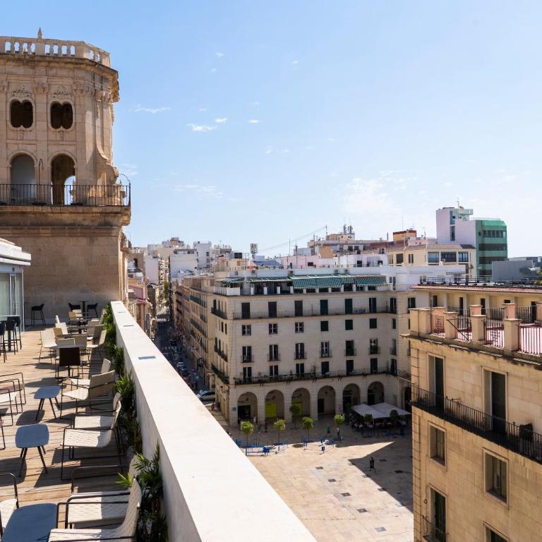 Apartamentos Alicante Centro by Renthas - Penthouse Apartment - 16