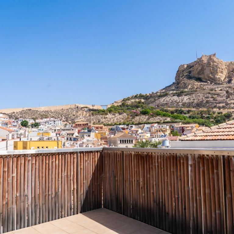 Apartamentos Alicante Centro by Renthas - Penthouse Apartment - 17