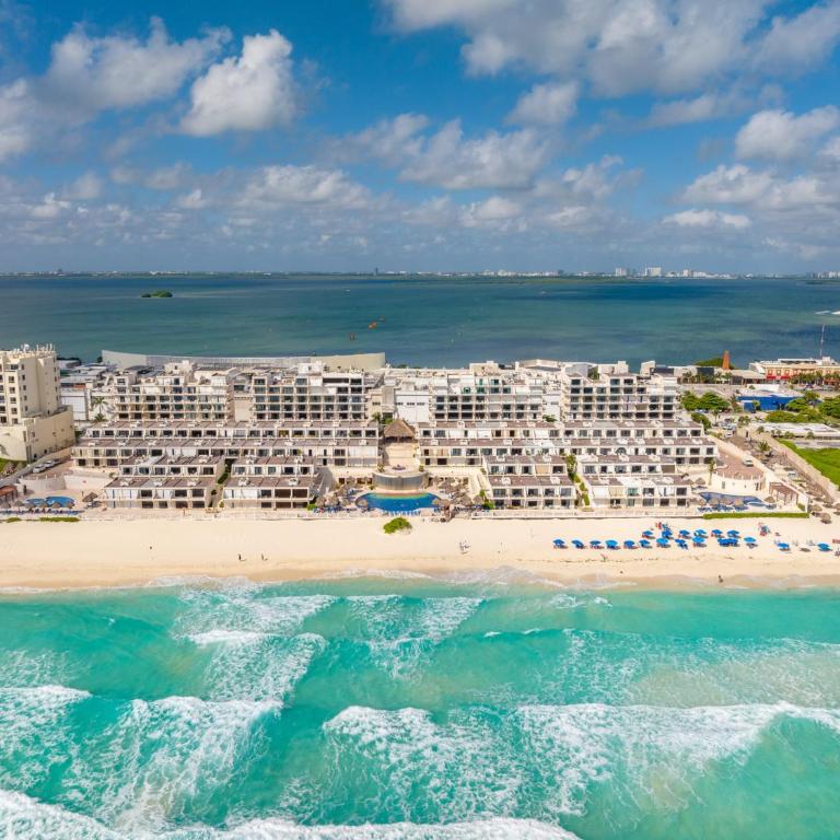 Sparkling Ocean View in Cancun - Apartment with Sea View - 11