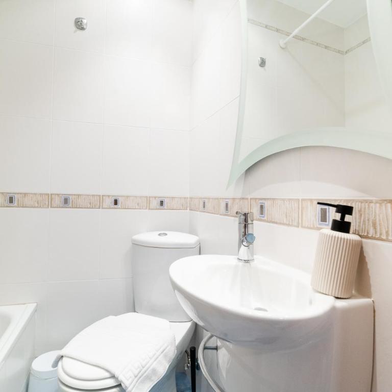 Wekey Homes Centrico y Familiar, Parking Incluido - Three-Bedroom Apartment - 20