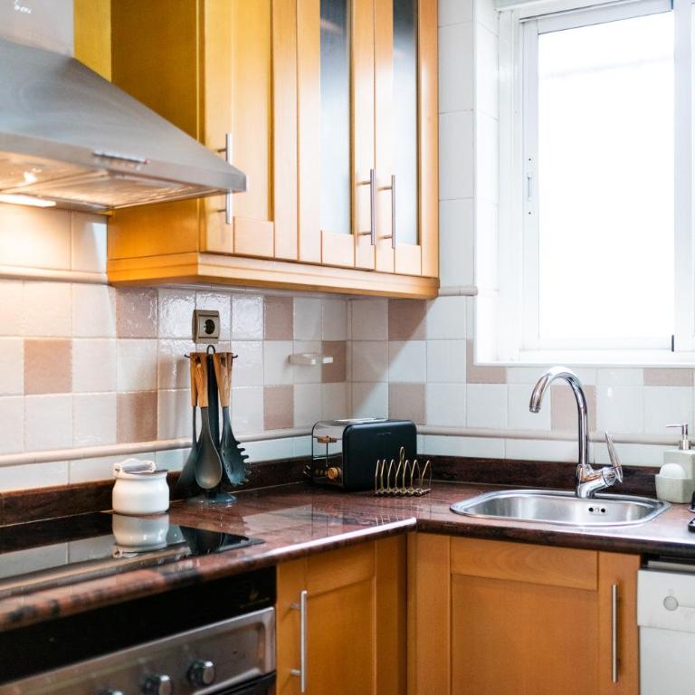 Wekey Homes Centrico y Familiar, Parking Incluido - Three-Bedroom Apartment - 43