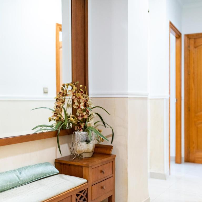 Wekey Homes Centrico y Familiar, Parking Incluido - Three-Bedroom Apartment - 46