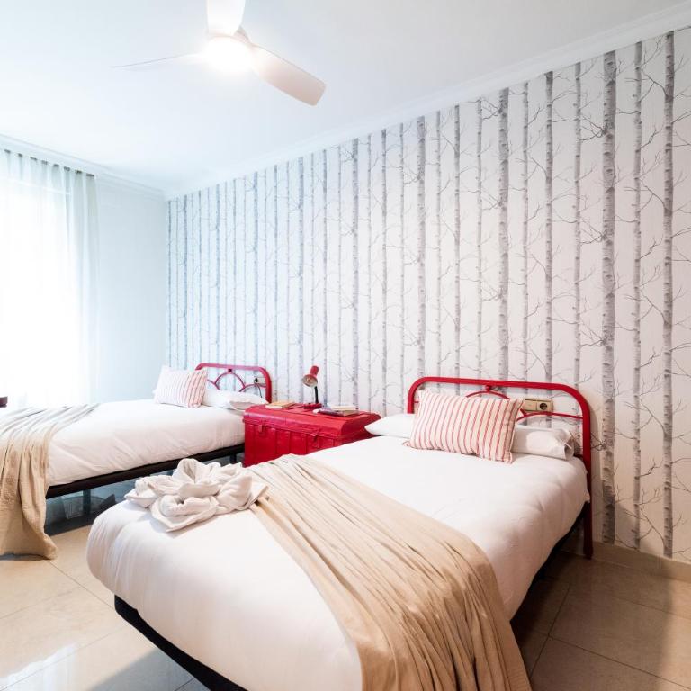 Wekey Homes Centrico y Familiar, Parking Incluido - Three-Bedroom Apartment - 3