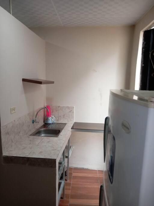 private suite near the beach - Casa con 1 dormitorio - 7