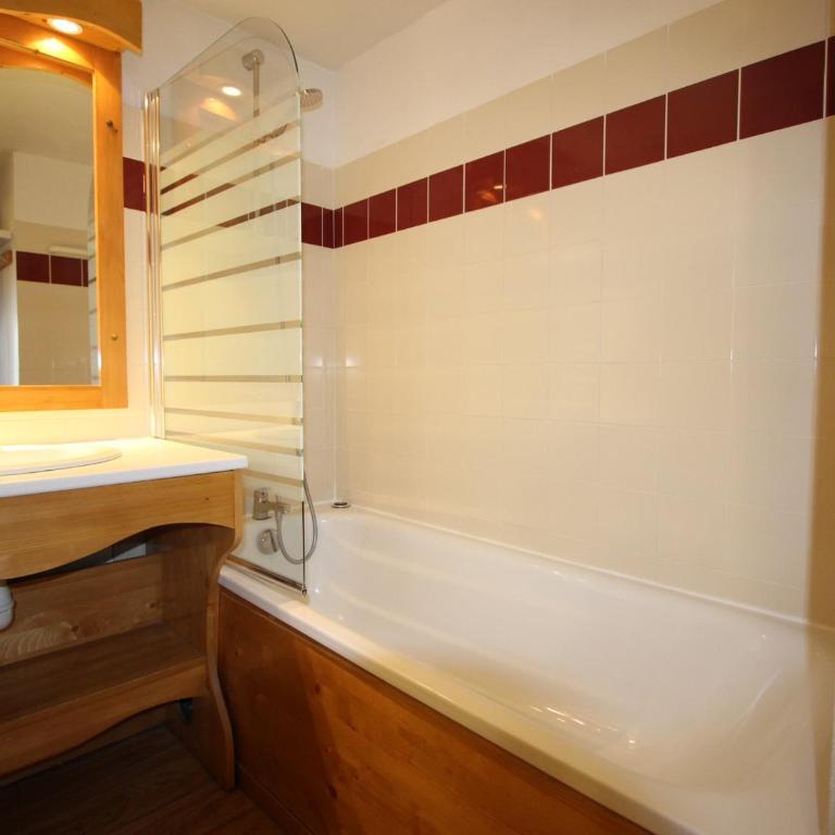 Appartement T2 avec terrasse au pied des pistes, Chamrousse - FR-1-549-136 - Apartment - 9