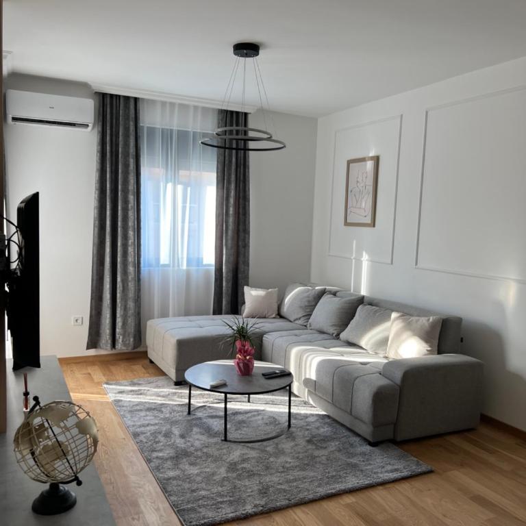 Montenegro Luxury Suites - New City Podgorica - One-Bedroom Apartment - 2