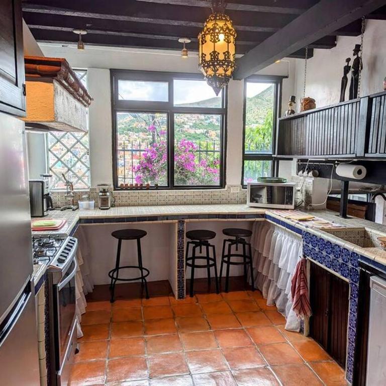 Experience Guanajuato's Magic from Casa Mirador! - Three-Bedroom House - 42