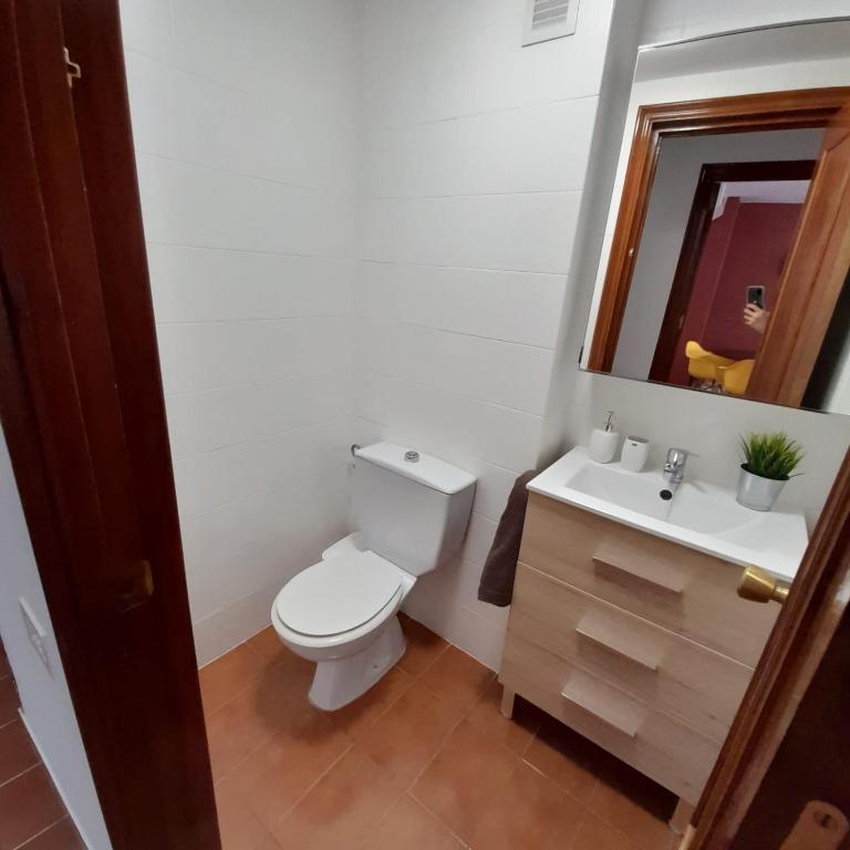 APARTAMENTO ZAPILLO ALMERIA 100 METROS DE LA PLAYA - Apartamento - 35