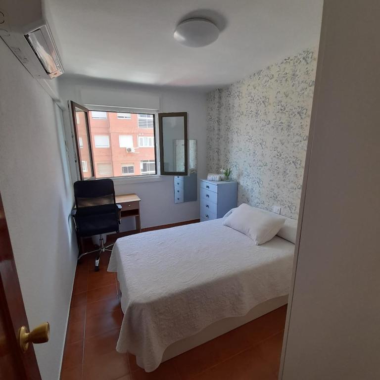 APARTAMENTO ZAPILLO ALMERIA 100 METROS DE LA PLAYA - Apartamento - 25