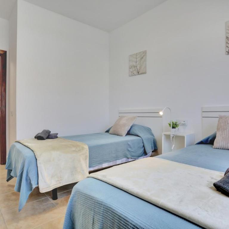 Philippa - Two-Bedroom House - 8