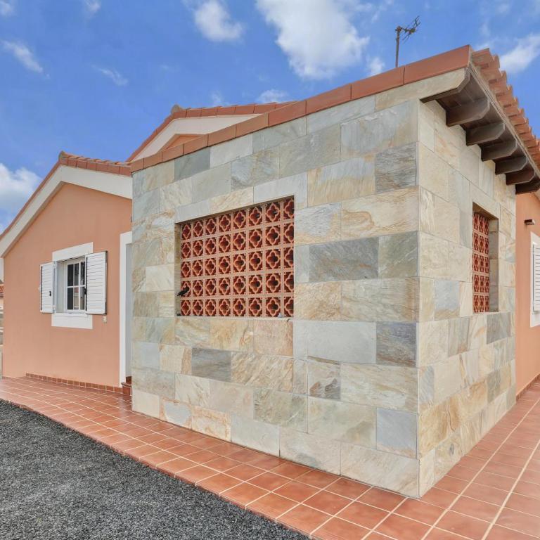Philippa - Two-Bedroom House - 12