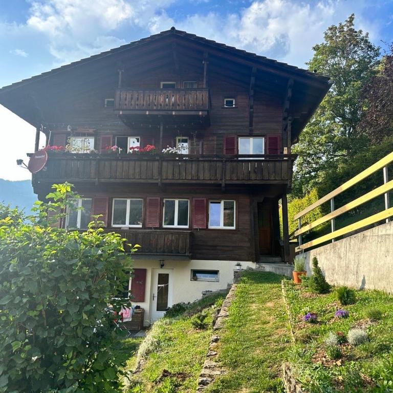 Chalet Luegistal - Apartment mit 2 Schlafzimmern - 1