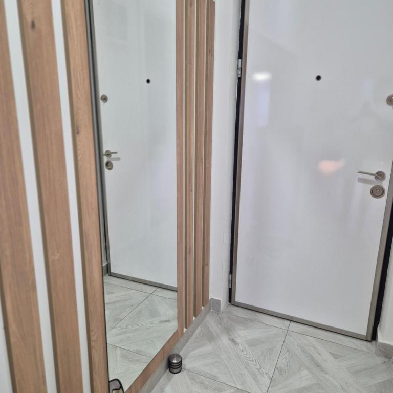 Colorful Apartman Bulevar - One-Bedroom Apartment - 6