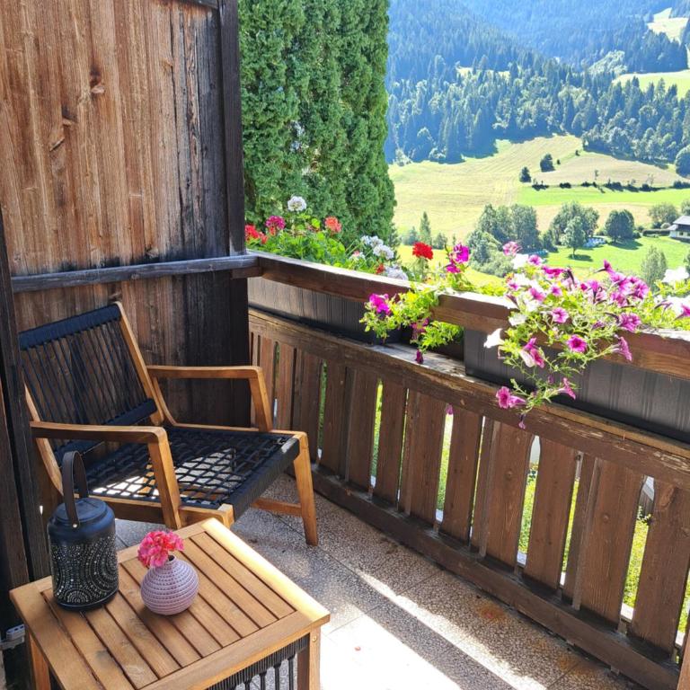 Gästehaus Kaiserblick - Doppelzimmer mit Balkon - 3