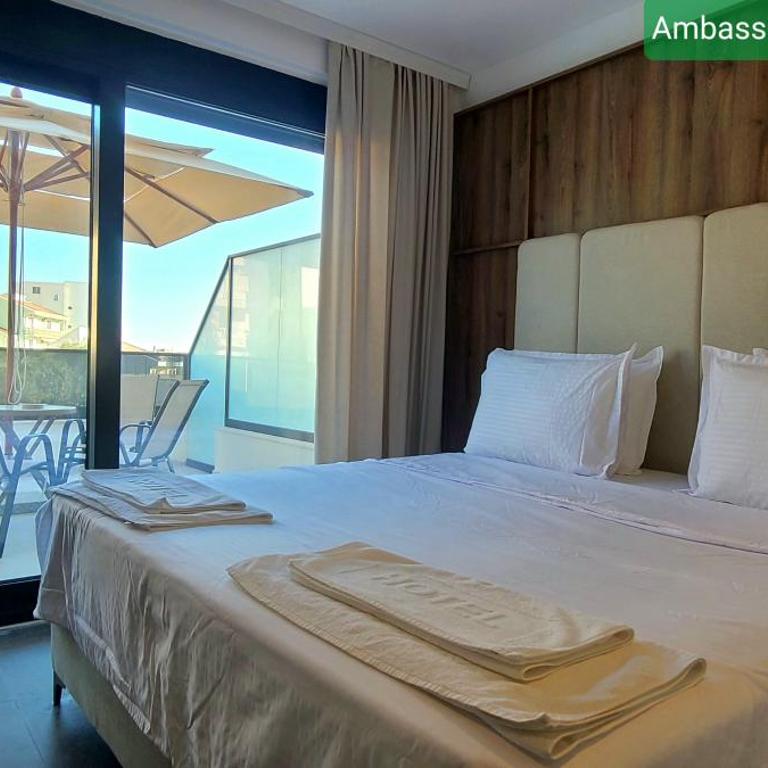 Ambassador & Ambassador Lux Apartments - Studio with Terrace - 6