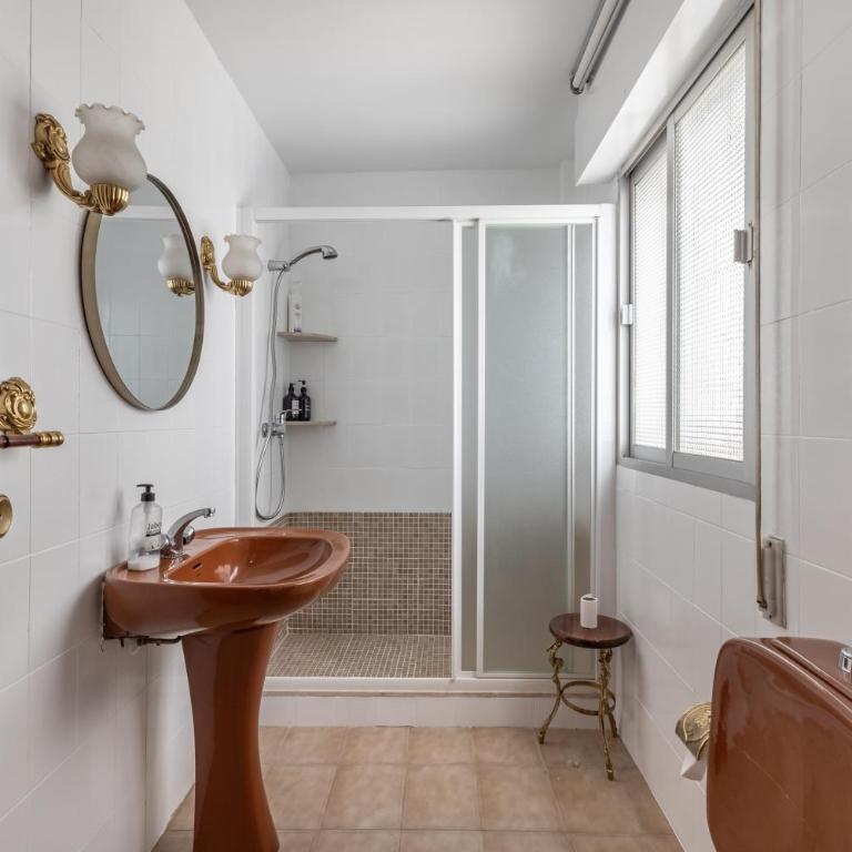 Dreaming Apartment Doña Luisa - free parking - Two-Bedroom Apartment - 10