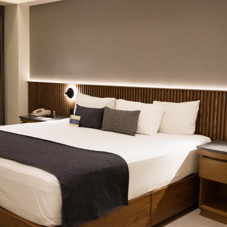 Hotel Guadalajara Plaza Ejecutivo - Habitación Superior - 1 cama grande - 1