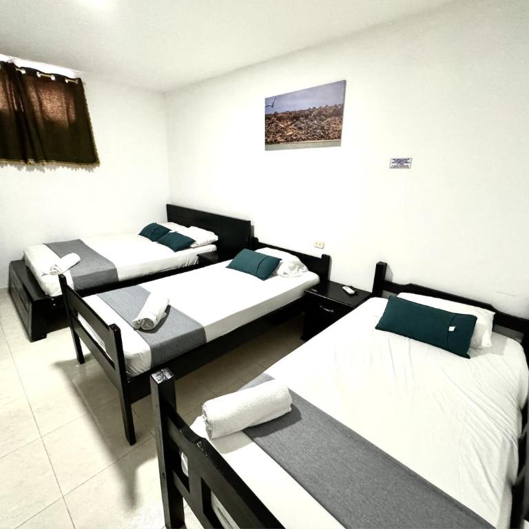 Hotel Caribe Confort - Habitación Cuádruple con baño - 4