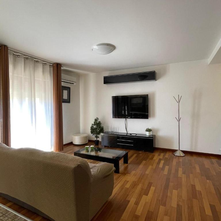 Tiburtina 296 - Appartamento con 2 Camere da Letto - 1
