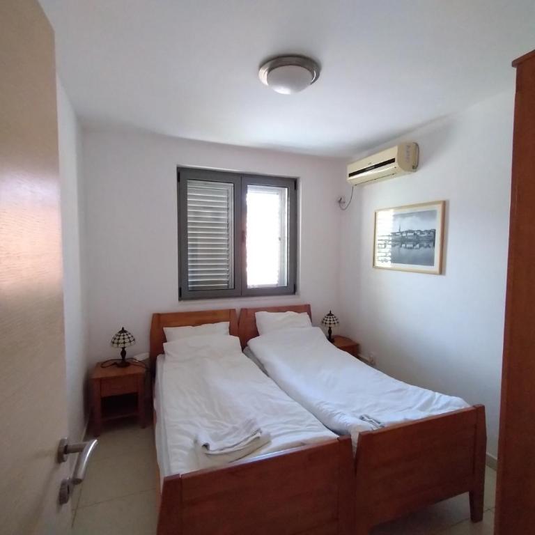 Becici Sunset Apartment - Two-Bedroom Apartment - 18