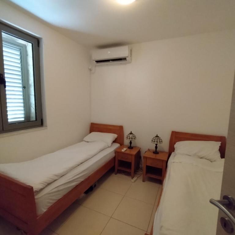 Becici Sunset Apartment - Two-Bedroom Apartment - 21