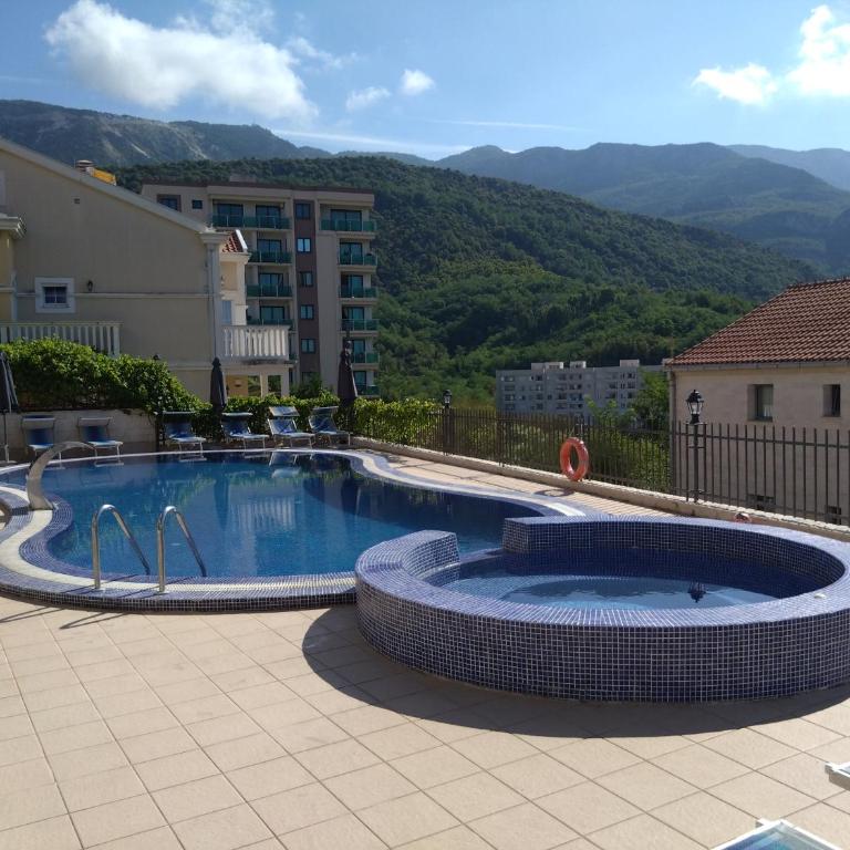 Becici Sunset Apartment - Two-Bedroom Apartment - 19