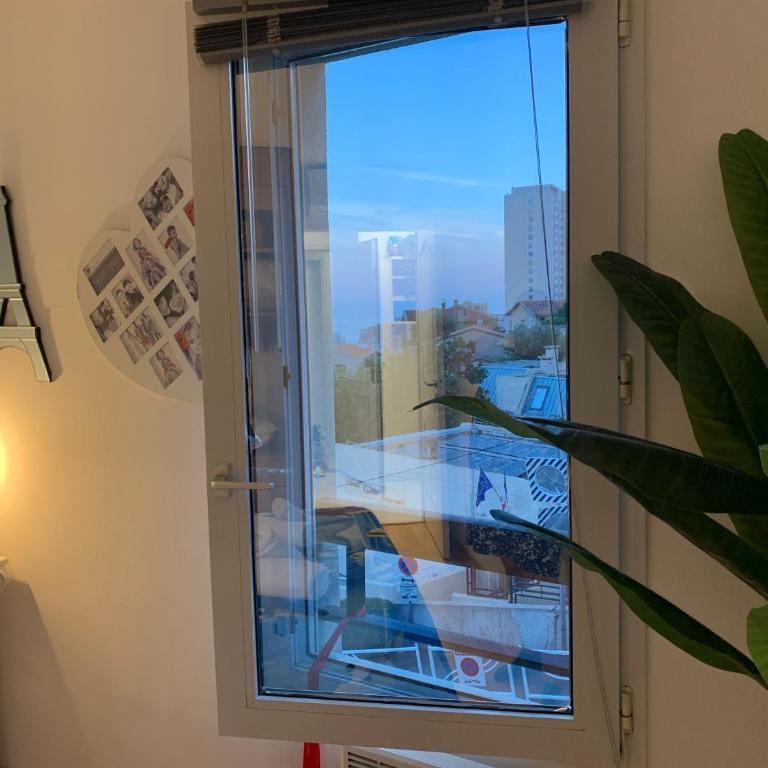 Monaco Stunning Sea Views, Larvotto beach, Terrace, 2 bedrooms, 2 bathrooms, up to 6 person, lift, 1st floor - Appartement 2 Chambres - 98
