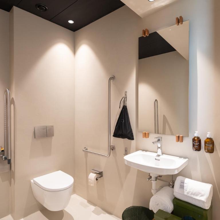 B5 Boutique & Design Hotel - Adults Only - Camera Matrimoniale con Accesso Disabili - 4