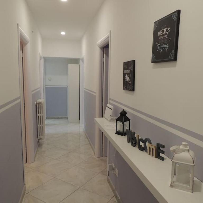 Apt Central Magenta - Appartamento con 2 Camere da Letto - 5